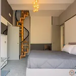 Palazzo Piccinni 97 By Apulia בית הארחה 3*