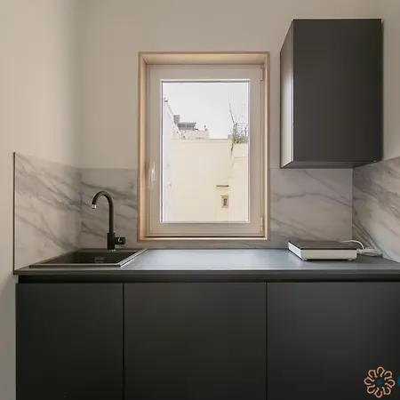 Palazzo Piccinni 97 By Apulia Гостьовий будинок Барі