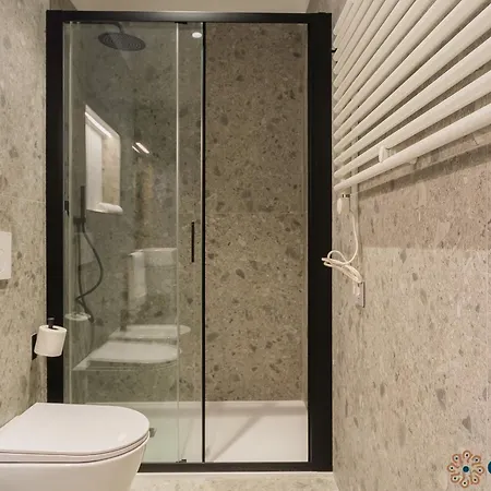 Palazzo Piccinni 97 By Apulia 3* Барі