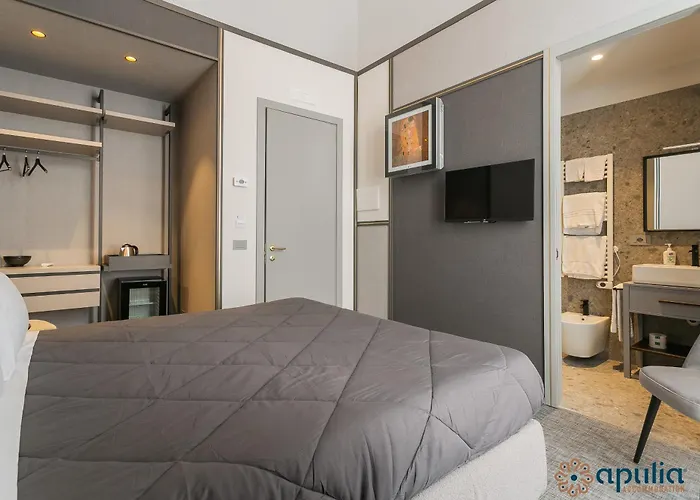 Palazzo Piccinni 97 By Apulia 3* Bari