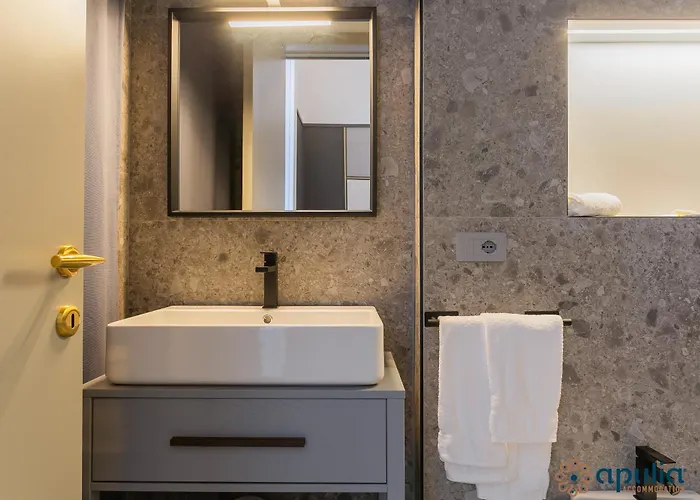 Palazzo Piccinni 97 By Apulia Pensiune Bari