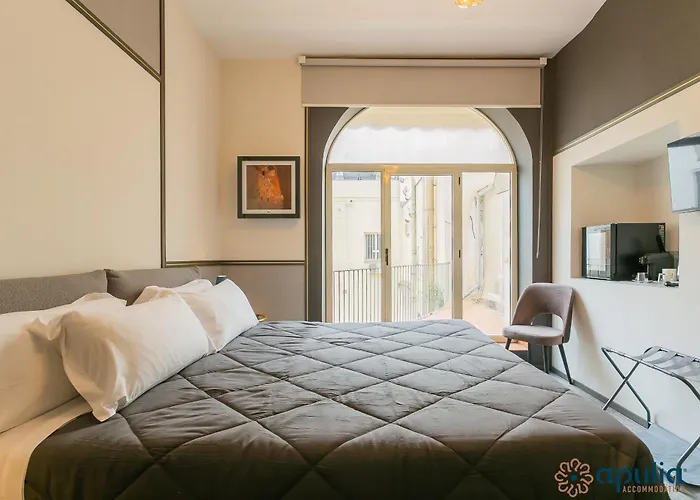 Palazzo Piccinni 97 By Apulia Pensiune Bari