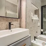 Palazzo Piccinni 97 By Apulia 3* Bari
