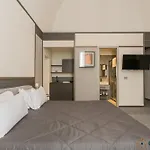 Gasthuis Palazzo Piccinni 97 By Apulia 3*