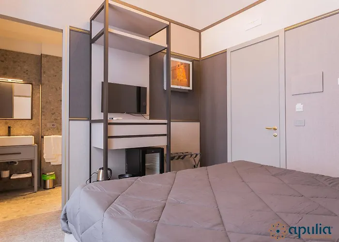 Palazzo Piccinni 97 By Apulia 3*